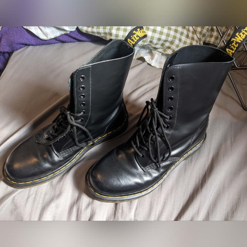 Black Dr. Martens Boots